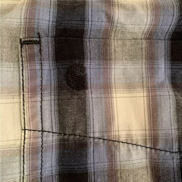Carhartt Blue and white plaid shirt sleeve button up shirt men’s large - Picture 7 of 7